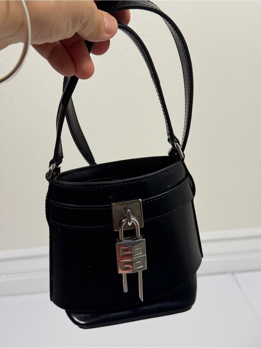Givenchy Mini Shark Lock Bucket Bag - Picture 8 of 16